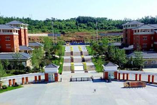 綿陽職業(yè)學(xué)校